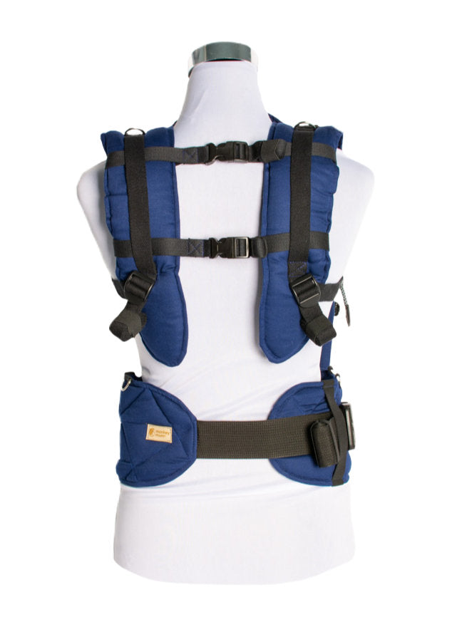 Monkey Mum® Ergonomic adjustable carrier Carrie - Navy Blue