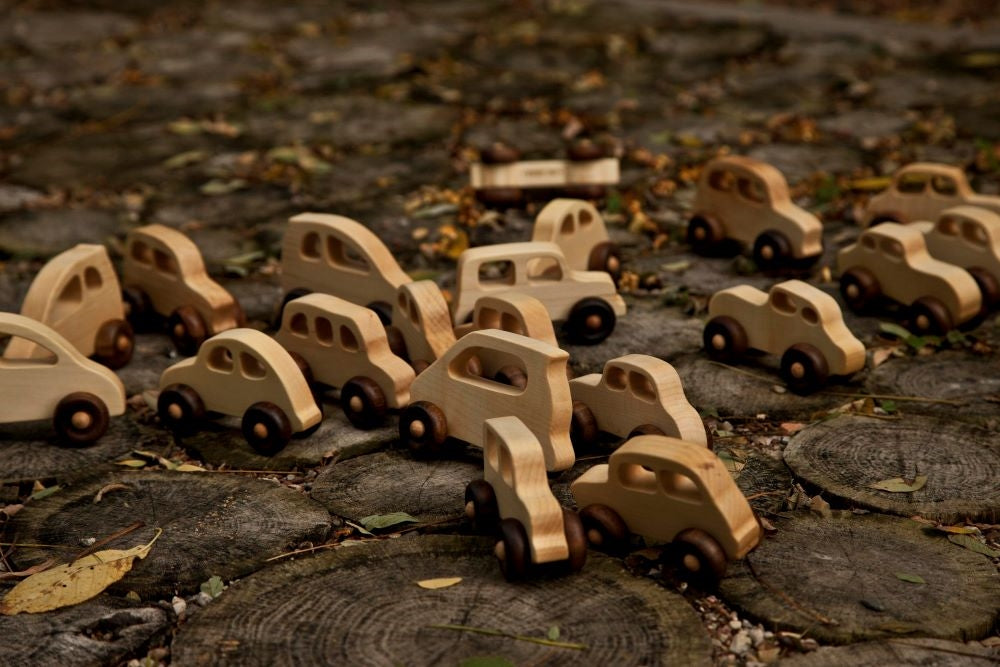 Wooden Story Automobil iz tridesetih godina