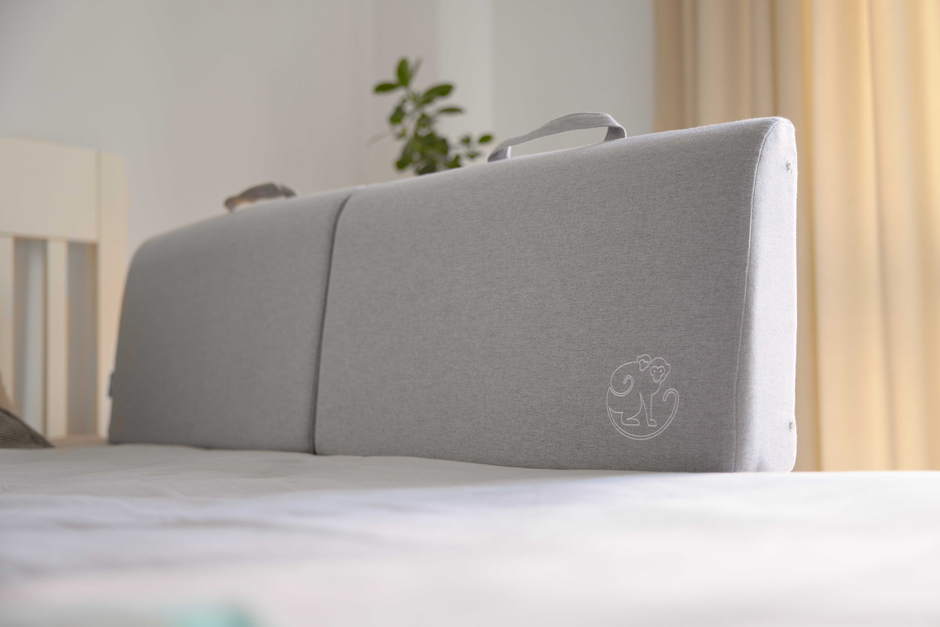 Travel bed rail Monkey Mum® - unpacked